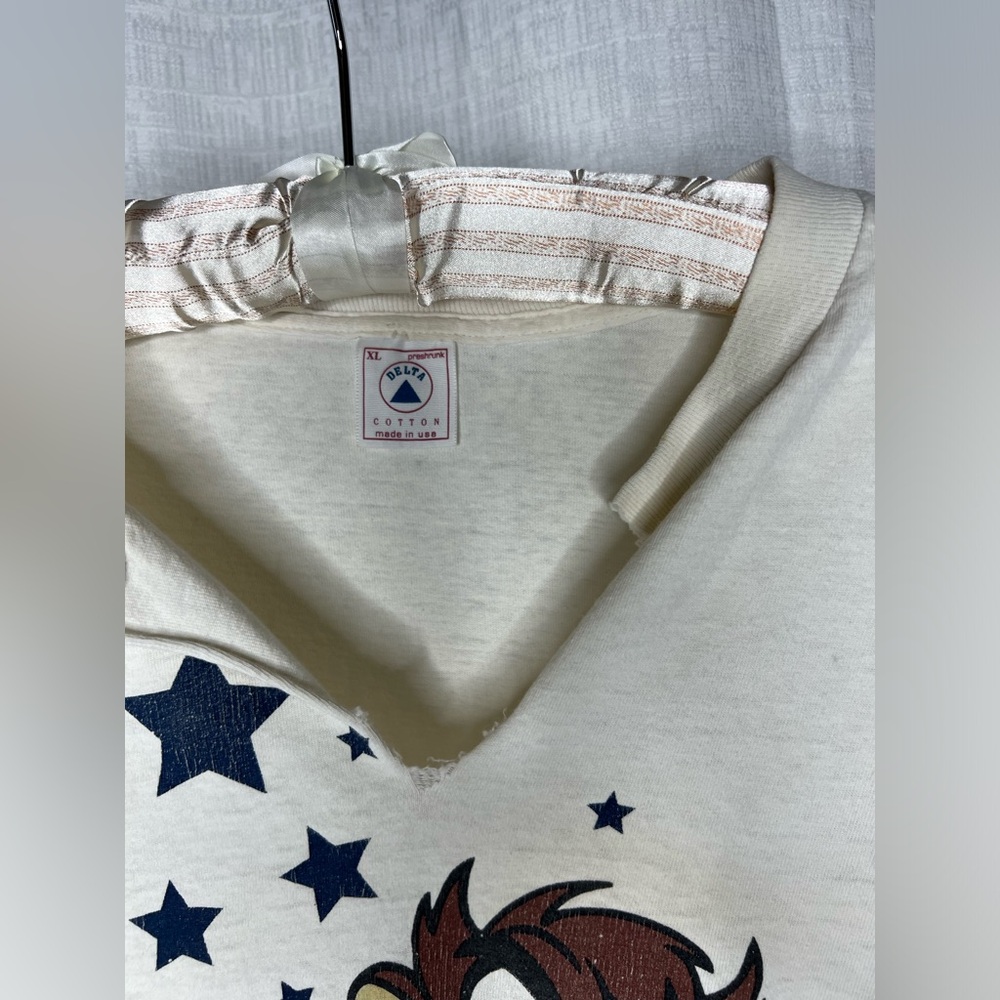 DELTA TAS THE TASMANIAN DEVIL VTG TEE TSHIRT XL USA Looney Tunes - Picture 3 of 12